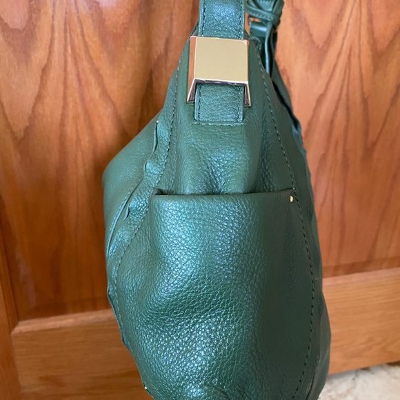 A Vince Camuto hunter green handbag - Picture 4 of 6
